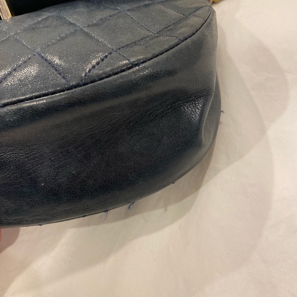 CHANEL Vintage Navy Half Moon Quilted Flap Bag - Picture 10 of 12